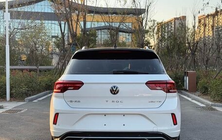 Volkswagen T-Roc I, 2022 год, 1 536 003 рублей, 8 фотография