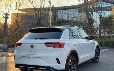 Volkswagen T-Roc I, 2022 год, 1 536 003 рублей, 5 фотография