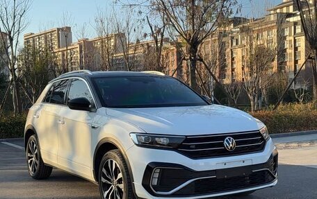 Volkswagen T-Roc I, 2022 год, 1 536 003 рублей, 6 фотография