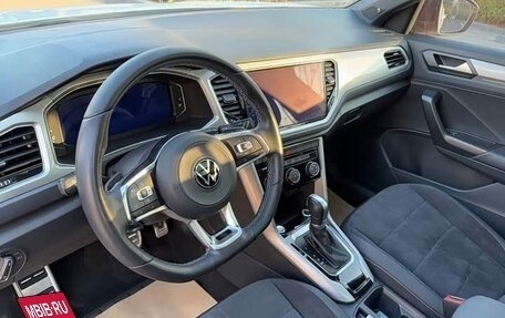 Volkswagen T-Roc I, 2022 год, 1 536 003 рублей, 10 фотография