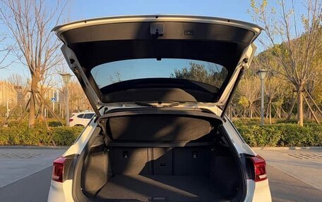 Volkswagen T-Roc I, 2022 год, 1 536 003 рублей, 22 фотография