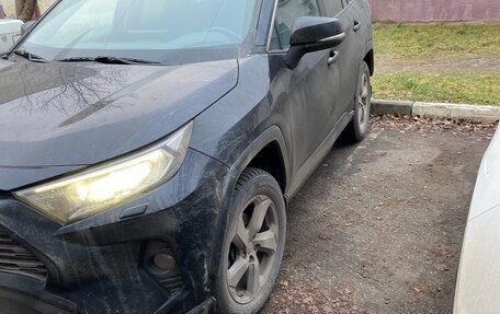 Toyota RAV4, 2021 год, 2 450 000 рублей, 3 фотография