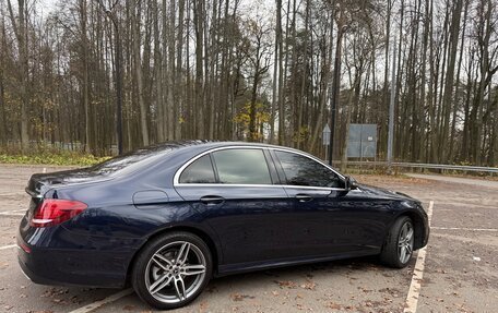 Mercedes-Benz E-Класс, 2019 год, 2 490 000 рублей, 14 фотография