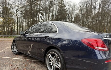 Mercedes-Benz E-Класс, 2019 год, 2 490 000 рублей, 18 фотография