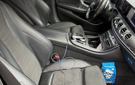 Mercedes-Benz E-Класс, 2019 год, 2 490 000 рублей, 15 фотография