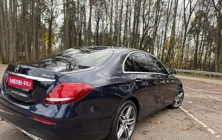 Mercedes-Benz E-Класс, 2019 год, 2 490 000 рублей, 20 фотография