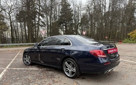 Mercedes-Benz E-Класс, 2019 год, 2 490 000 рублей, 13 фотография