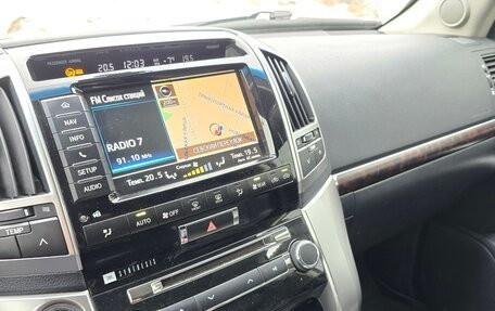 Toyota Land Cruiser 200, 2013 год, 3 500 000 рублей, 2 фотография