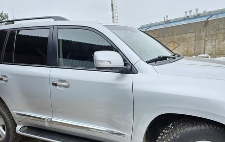 Toyota Land Cruiser 200, 2013 год, 3 500 000 рублей, 28 фотография