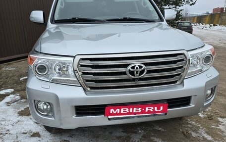 Toyota Land Cruiser 200, 2013 год, 3 500 000 рублей, 26 фотография