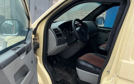 Volkswagen Transporter T5 рестайлинг, 2012 год, 1 100 000 рублей, 7 фотография