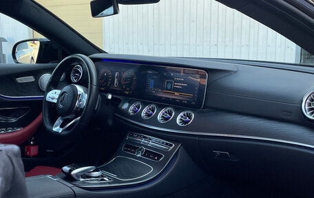 Mercedes-Benz E-Класс, 2019 год, 3 780 000 рублей, 18 фотография