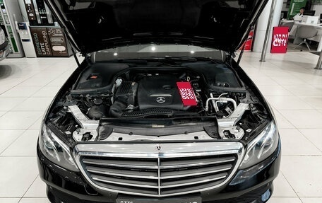 Mercedes-Benz E-Класс, 2018 год, 2 950 000 рублей, 11 фотография