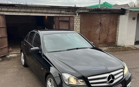 Mercedes-Benz C-Класс, 2012 год, 1 600 000 рублей, 6 фотография