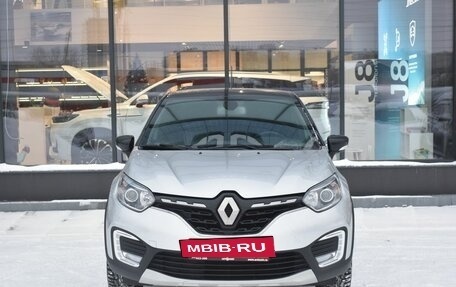 Renault Kaptur I рестайлинг, 2021 год, 1 440 000 рублей, 2 фотография