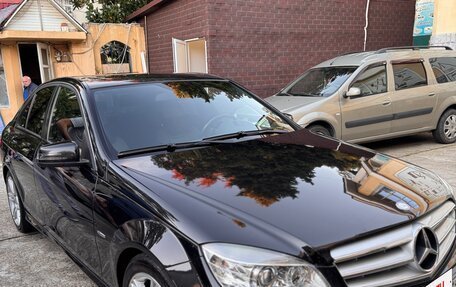 Mercedes-Benz C-Класс, 2010 год, 1 300 000 рублей, 2 фотография