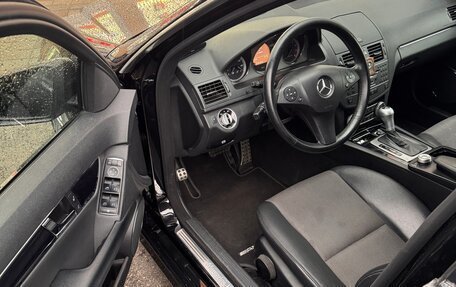 Mercedes-Benz C-Класс, 2010 год, 1 300 000 рублей, 7 фотография