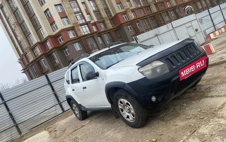 Renault Duster I рестайлинг, 2014 год, 650 000 рублей, 3 фотография