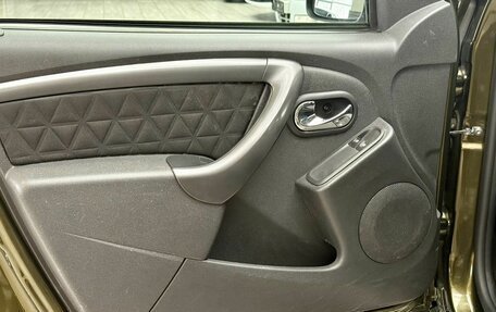 Renault Duster I рестайлинг, 2017 год, 1 250 000 рублей, 22 фотография