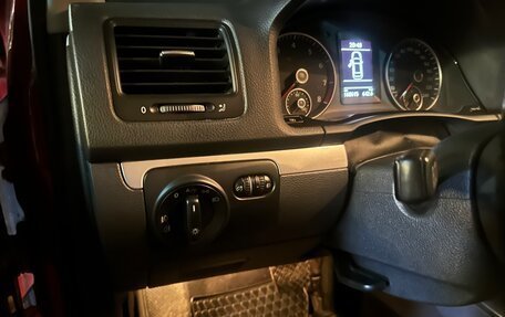 Volkswagen Jetta VI, 2010 год, 690 000 рублей, 2 фотография