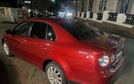 Volkswagen Jetta VI, 2010 год, 690 000 рублей, 4 фотография