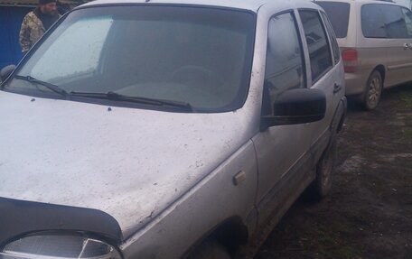 Chevrolet Niva I рестайлинг, 2003 год, 130 000 рублей, 2 фотография