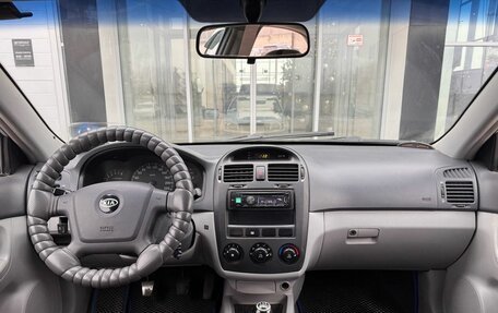 KIA Cerato I, 2006 год, 370 000 рублей, 19 фотография