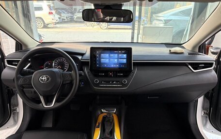 Toyota Corolla, 2021 год, 1 685 000 рублей, 9 фотография