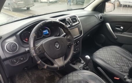 Renault Logan II, 2016 год, 530 000 рублей, 10 фотография