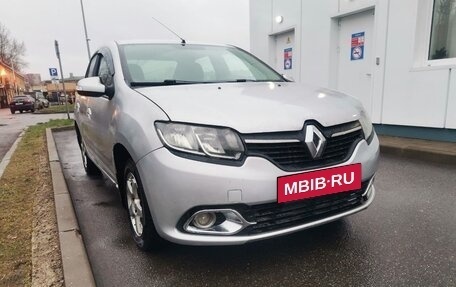 Renault Logan II, 2016 год, 530 000 рублей, 4 фотография