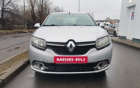Renault Logan II, 2016 год, 530 000 рублей, 3 фотография
