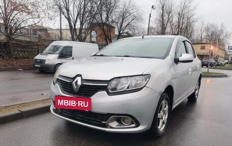 Renault Logan II, 2016 год, 530 000 рублей, 2 фотография