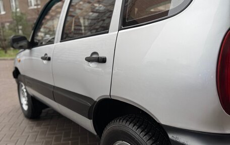 Chevrolet Niva I рестайлинг, 2004 год, 360 000 рублей, 8 фотография