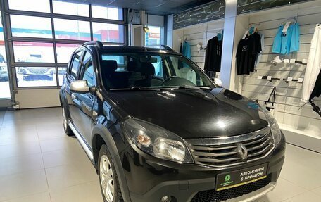 Renault Sandero I, 2014 год, 820 000 рублей, 2 фотография