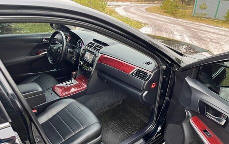 Toyota Camry, 2014 год, 14 фотография