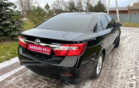 Toyota Camry, 2014 год, 10 фотография