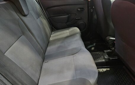 Renault Logan II, 2018 год, 700 000 рублей, 12 фотография