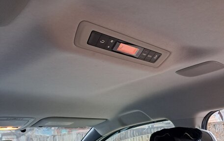 Toyota Voxy III, 2014 год, 2 000 000 рублей, 13 фотография