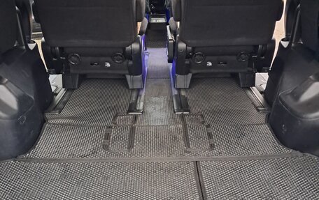 Toyota Voxy III, 2014 год, 2 000 000 рублей, 14 фотография