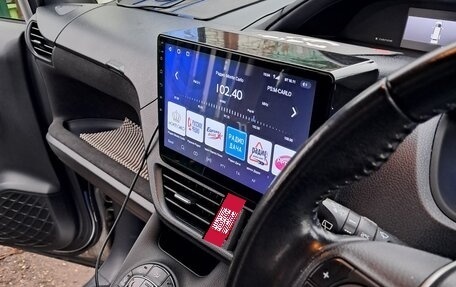 Toyota Voxy III, 2014 год, 2 000 000 рублей, 15 фотография