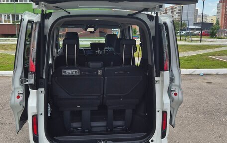 Honda Stepwgn IV, 2015 год, 2 000 000 рублей, 16 фотография