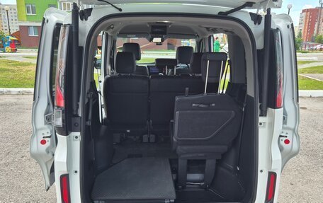 Honda Stepwgn IV, 2015 год, 2 000 000 рублей, 19 фотография