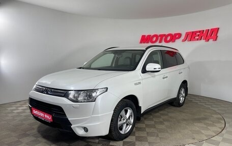 Mitsubishi Outlander III рестайлинг 3, 2013 год, 1 420 000 рублей, 1 фотография