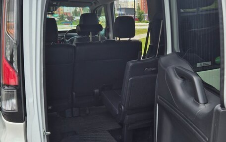 Honda Stepwgn IV, 2015 год, 2 000 000 рублей, 20 фотография