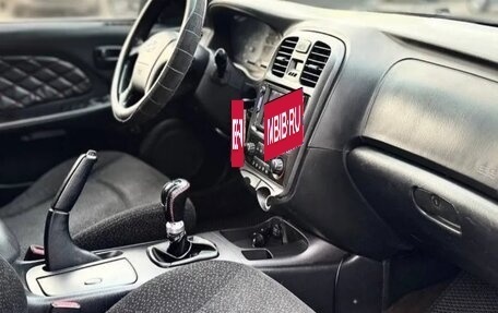 Hyundai Sonata IV рестайлинг, 2005 год, 435 000 рублей, 12 фотография