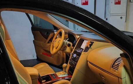 Infiniti QX70, 2014 год, 2 950 000 рублей, 12 фотография