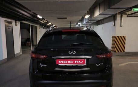 Infiniti QX70, 2014 год, 2 950 000 рублей, 6 фотография