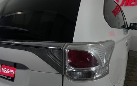 Mitsubishi Outlander III рестайлинг 3, 2013 год, 1 420 000 рублей, 8 фотография