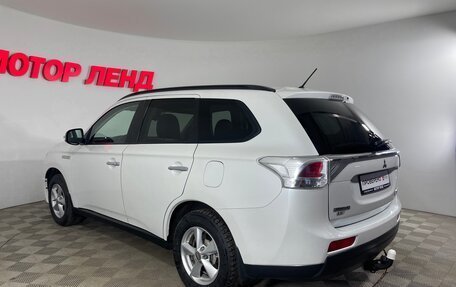 Mitsubishi Outlander III рестайлинг 3, 2013 год, 1 420 000 рублей, 6 фотография