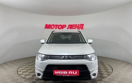 Mitsubishi Outlander III рестайлинг 3, 2013 год, 1 420 000 рублей, 2 фотография